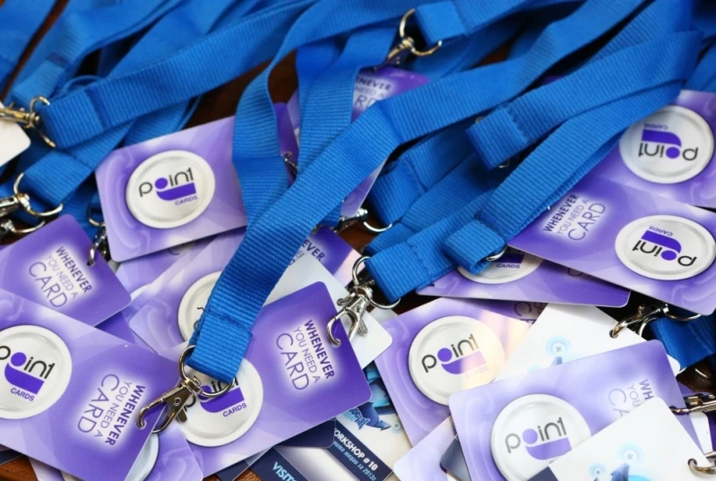 impressão de crachá pvc